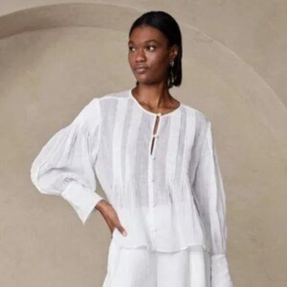 Banana Republic White Semi-Sheer Button Front Blouse